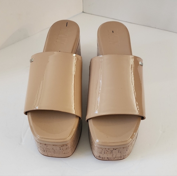 DKNY Womens Beige Patent Leather Adalira Platform Open Tote Slide Sandal Size 11 - Picture 5 of 8